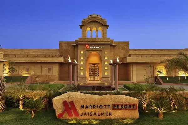 Hotels Tour